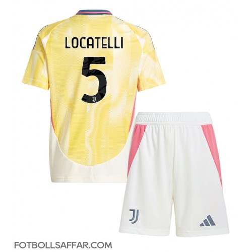 Juventus Manuel Locatelli #5 Bortadräkt Barn 2024-25 Kortärmad (+ Korta byxor)